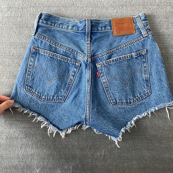 Levi's 501 Jeans Shorts Women 25 Blue High Rise Raw Hem Dark Wash Button Fly - Picture 8 of 8